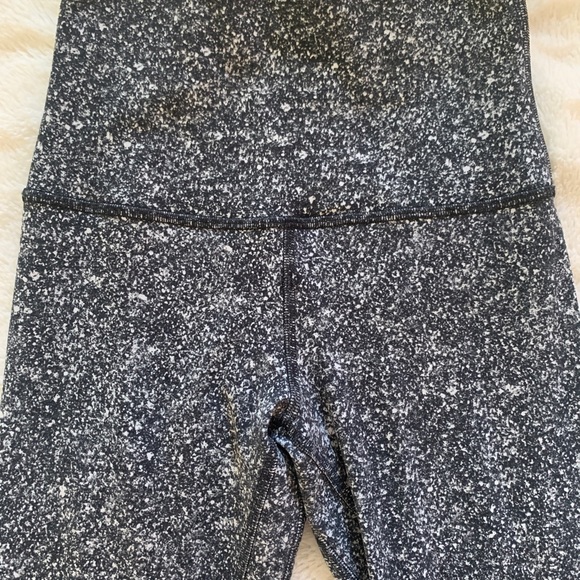 Lululemon Align Luminescence Splatter size 2 - Picture 6 of 8